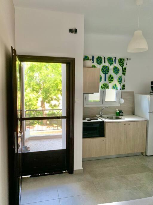 Lovely Apartment By The Sea 2 ….. エパノミ エクステリア 写真